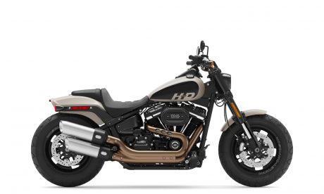 Harley Davidson® Fat Bob™ 114 White Sand Pearl 2022